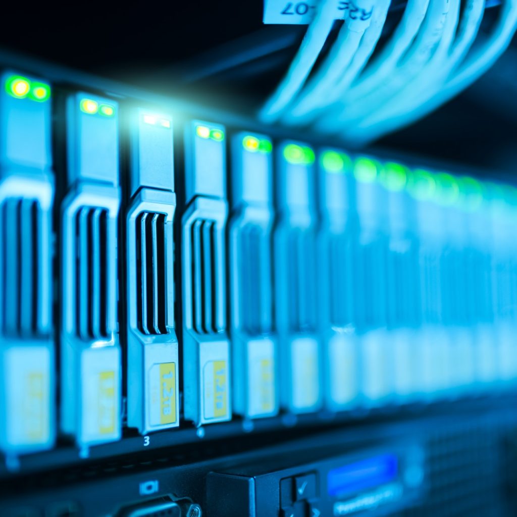 bandwidth-close-up-connection-1148820 (1)